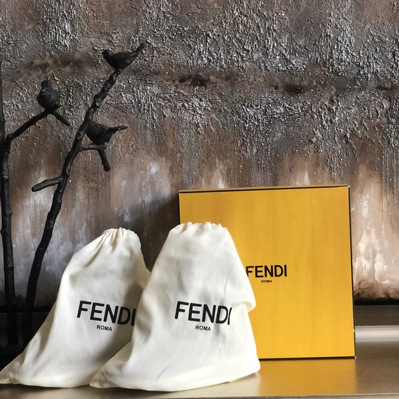 FENDI boots - Picture 5 of 5